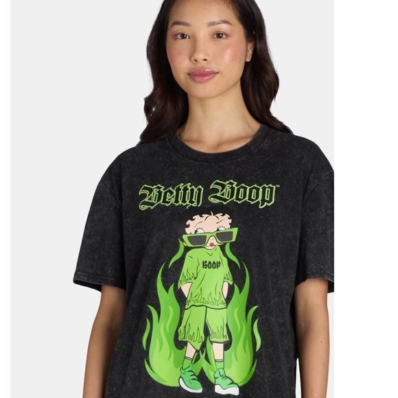 Betty Boop Acid Wash‎ Graphic Tee XS NWT Womens Retro Y2K Goth Streetwear Shirt - Picture 10 of 12